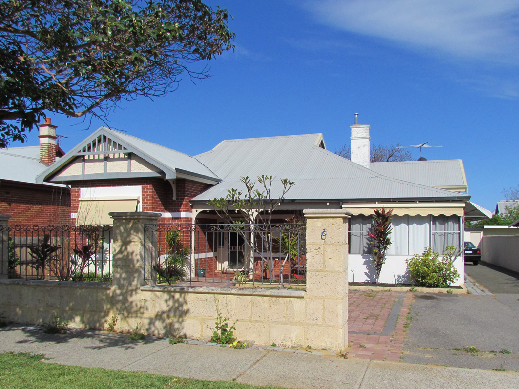39 Moss Street