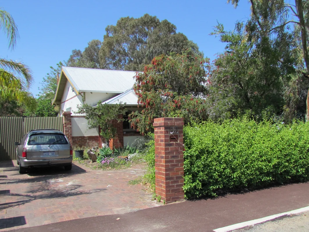 62 Irwin Street