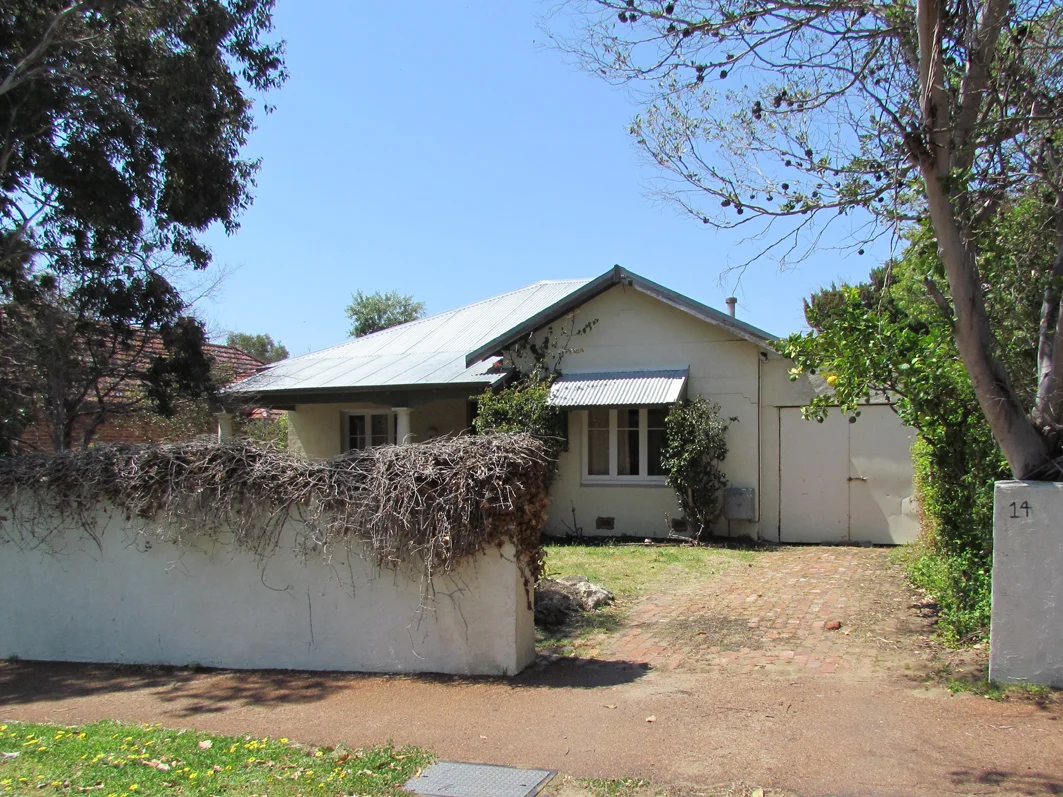14 Irwin Street