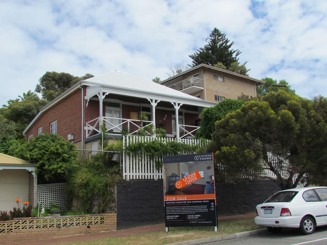 7 Preston Point Road