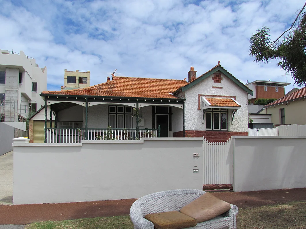 21 Preston Point Road