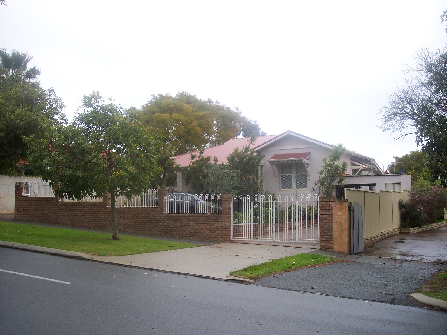 55 Dalgety Street