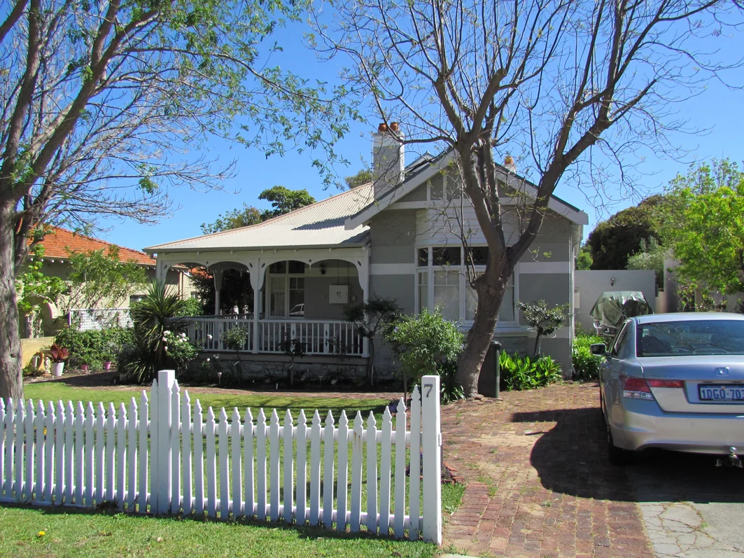 7 Fraser Street