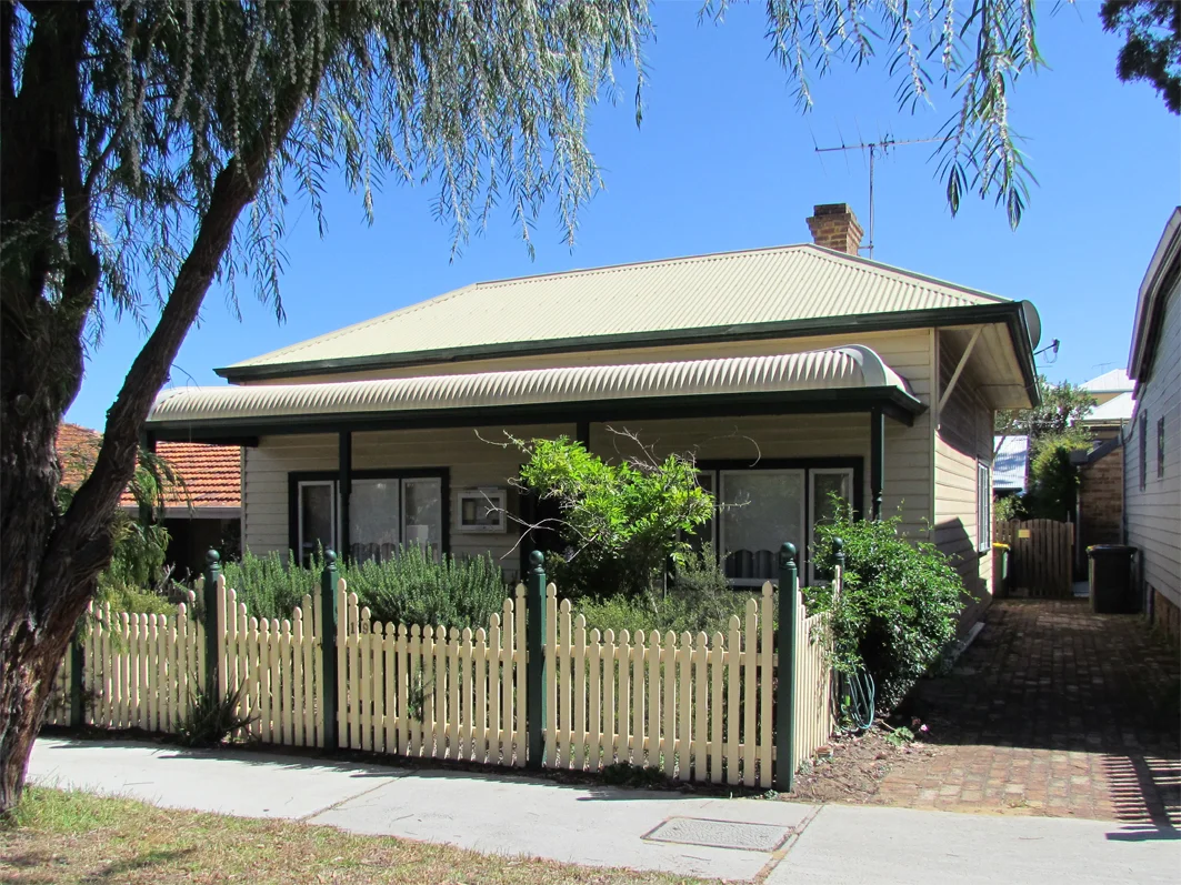 19 Fraser Street