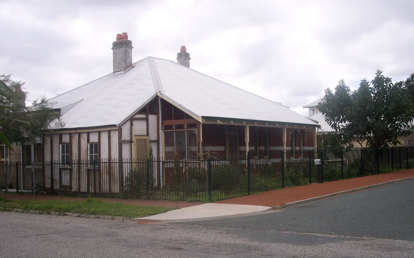 2006