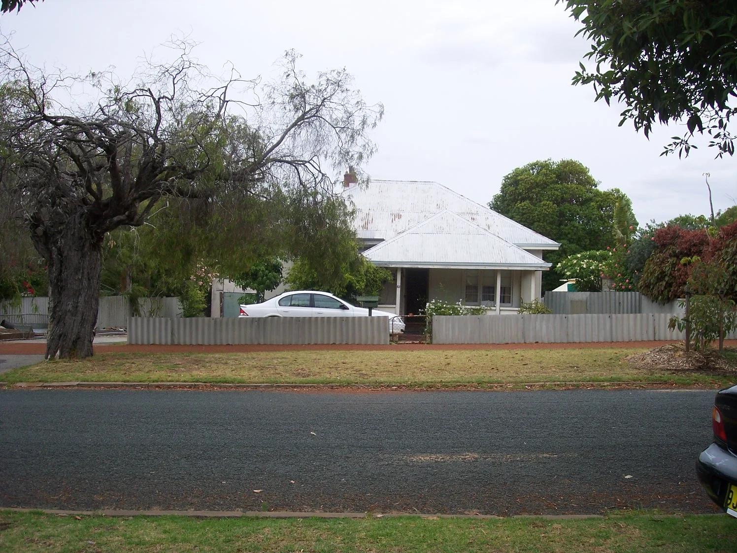 4-1-07 View E 62 Fortescue Street.jpg