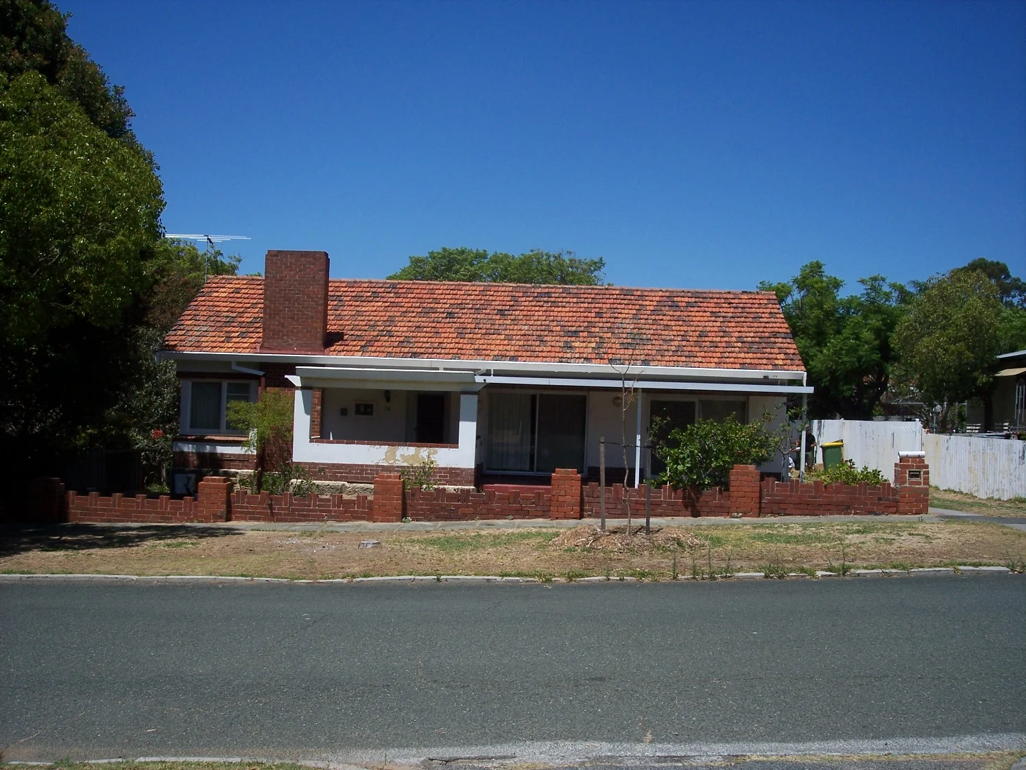 23-1-07 View E 18 Walter Street.jpg