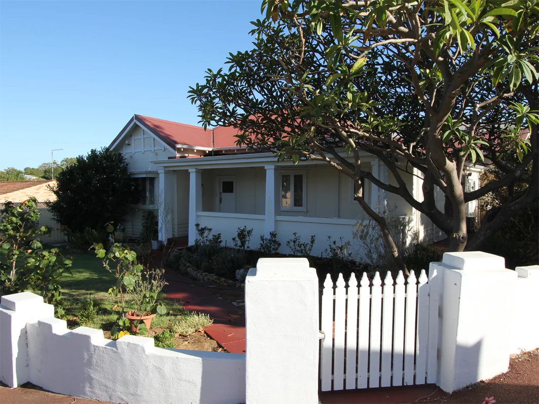 87 Oakover Street