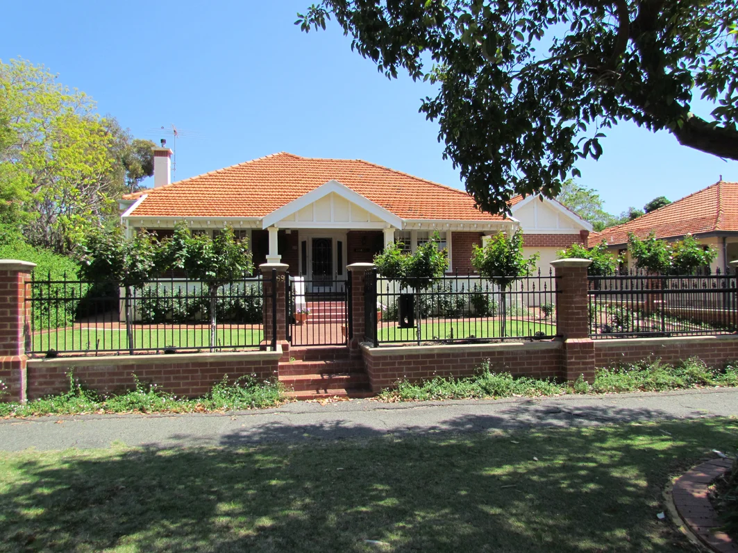 69 Fortescue Street