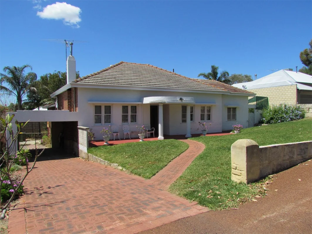 18 Gill Street