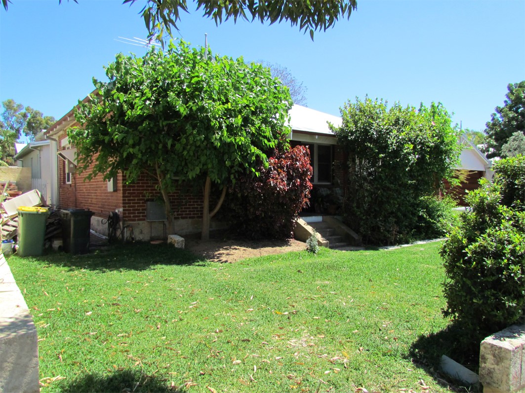 25 Gill Street