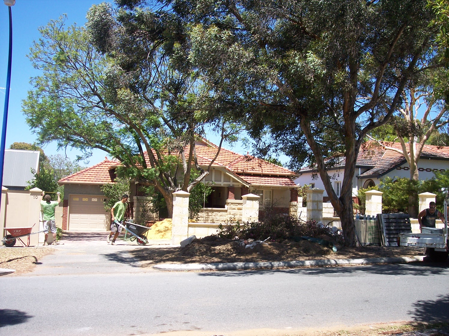 10 Dalgety Street
