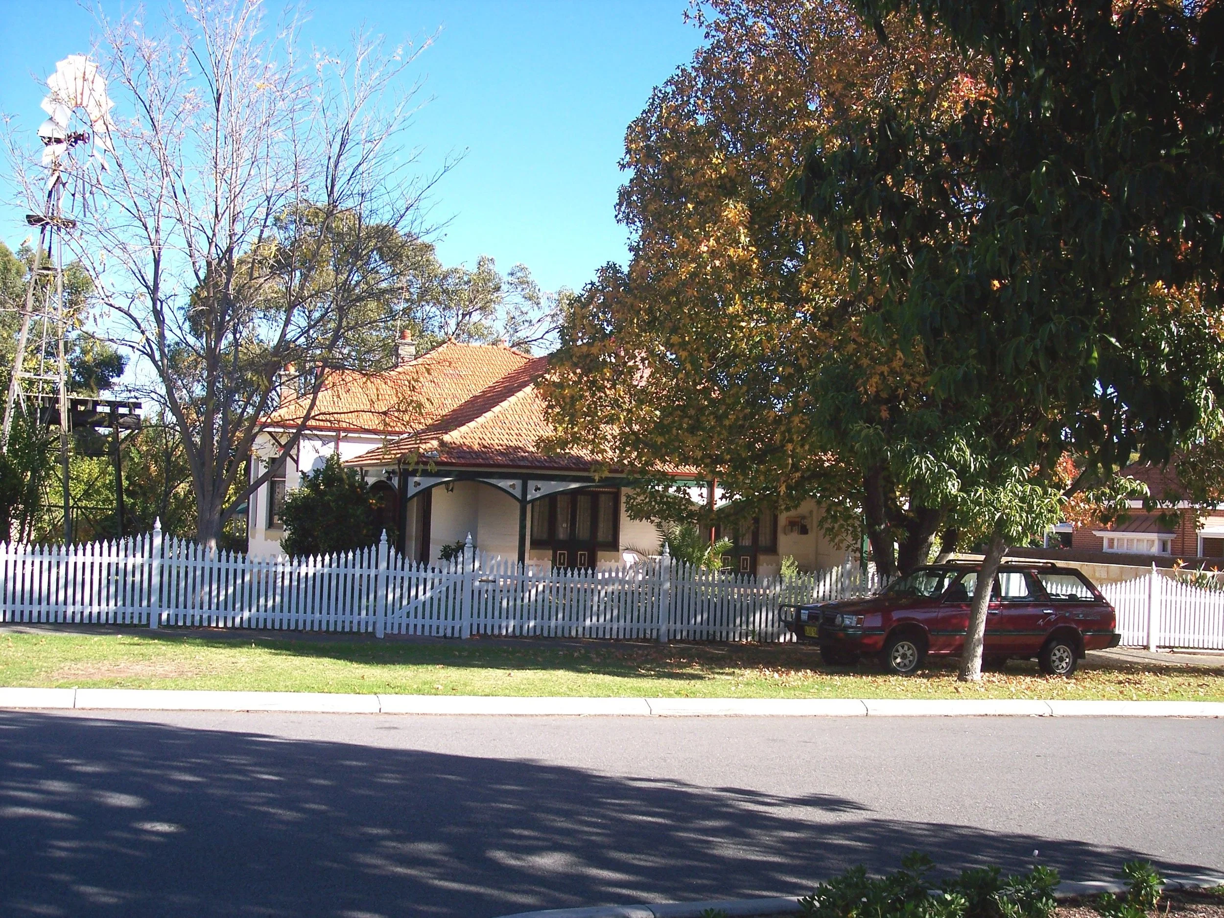15 Dalgety Street 