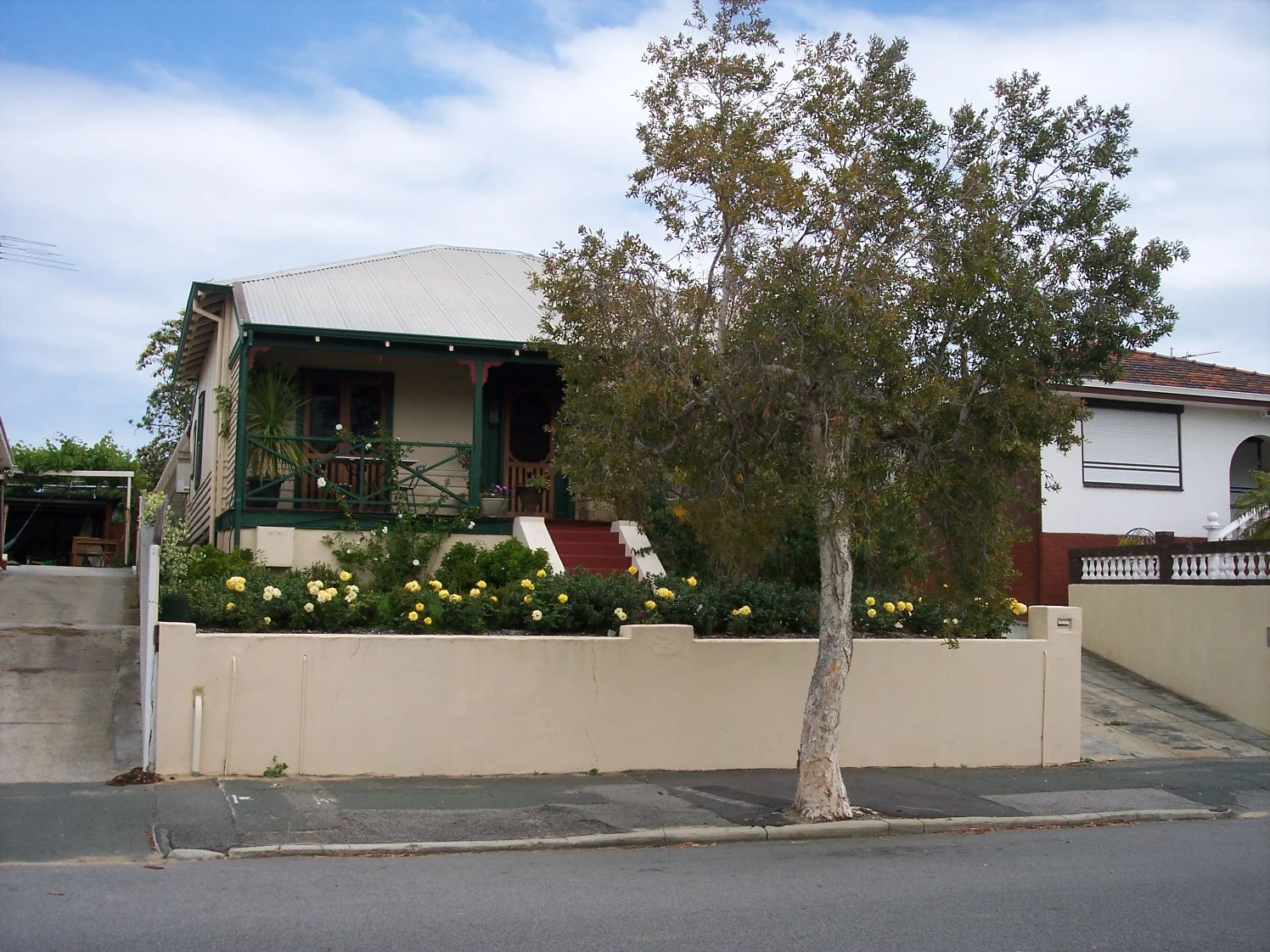 30-10-06 View WNW 57 Duke Street.jpg