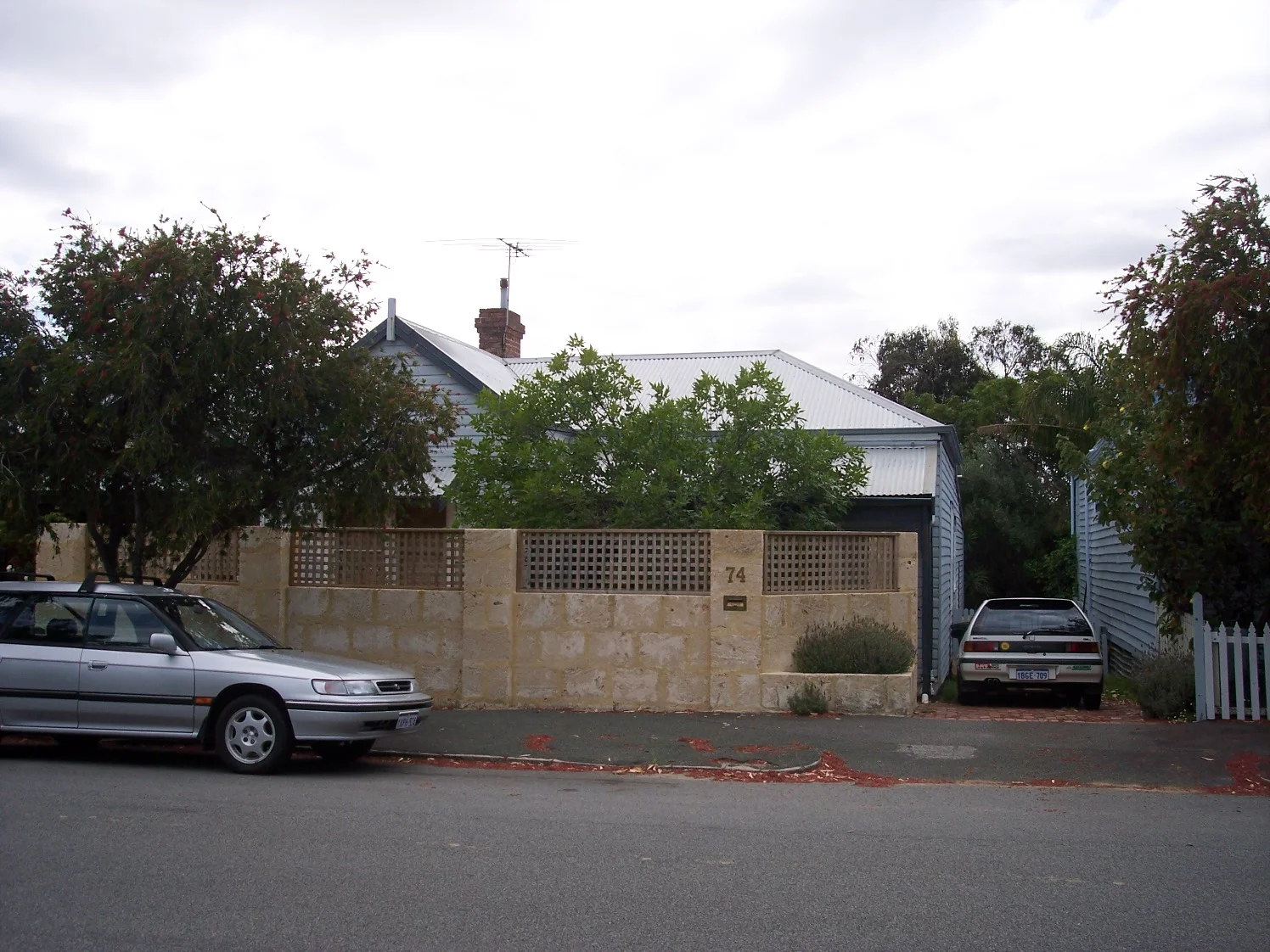 30-10-06 View E 74 Duke Street.jpg