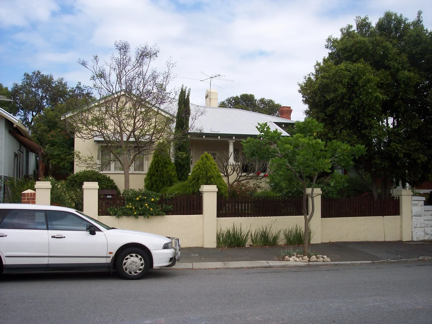 30-10-06 View W 85 Duke Street.jpg