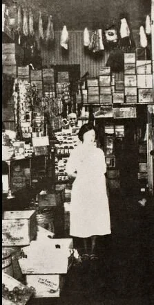 grocer lady.JPG