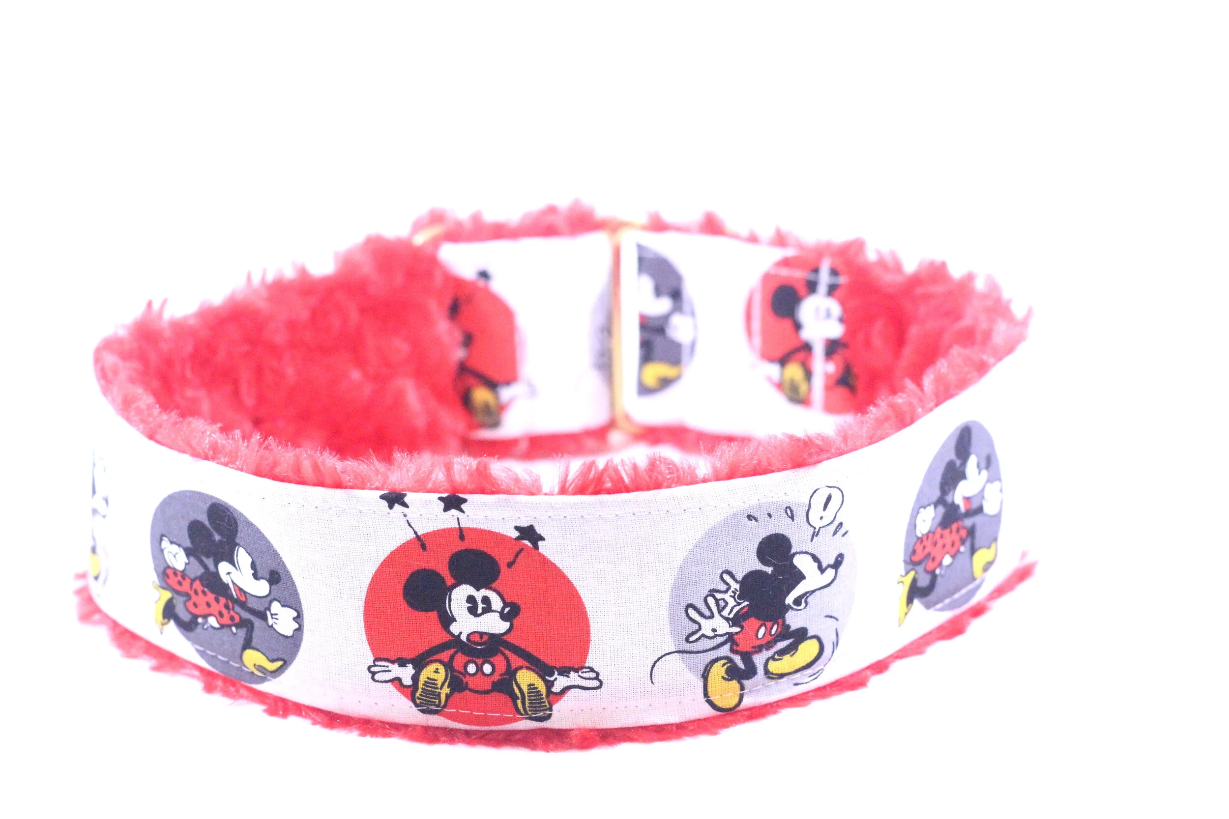 Classic Minnie and Mickey on Circles