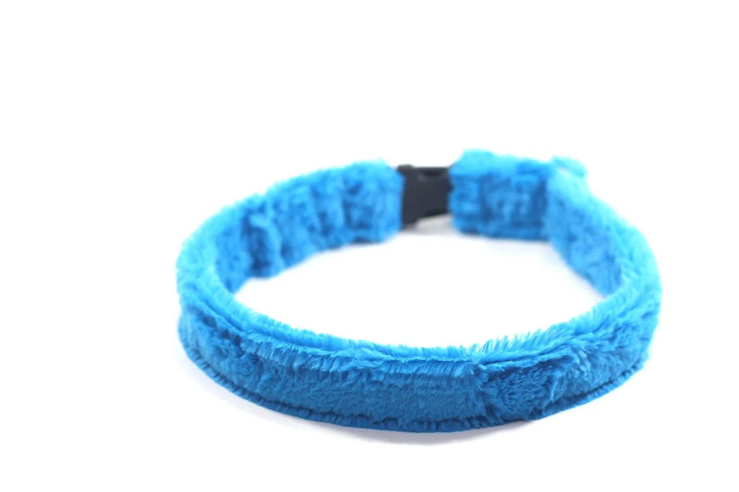 Peacock Luxe Full Faux Fur Collar