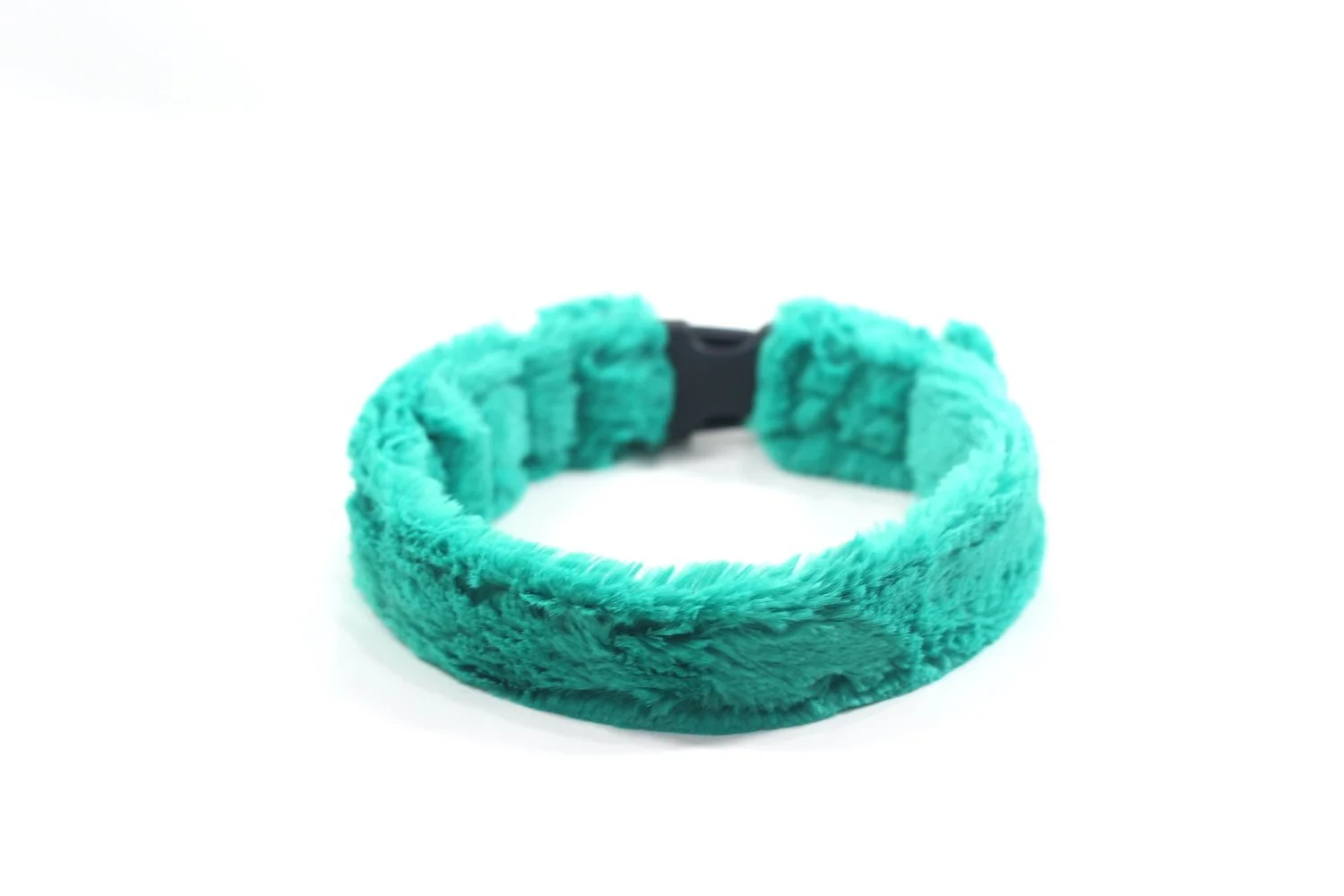 Seafoam Luxe Full Faux Fur Collar