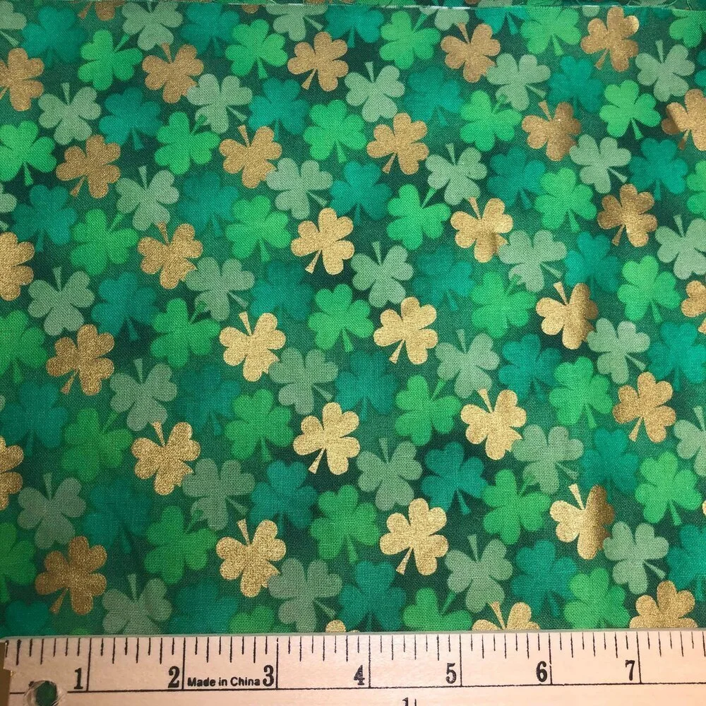 Gold and Green Shamrocks