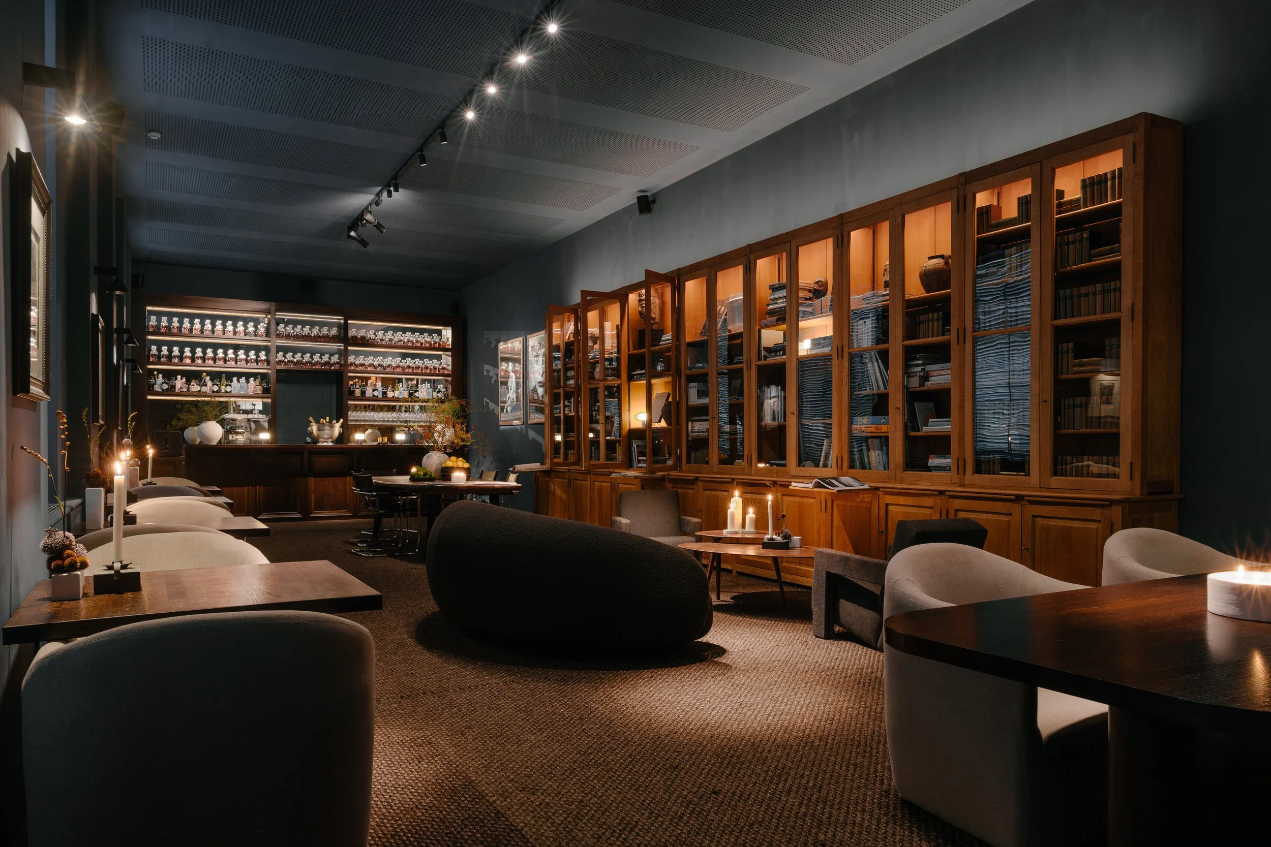 © TheMerode  - TheOtium Bar.jpg