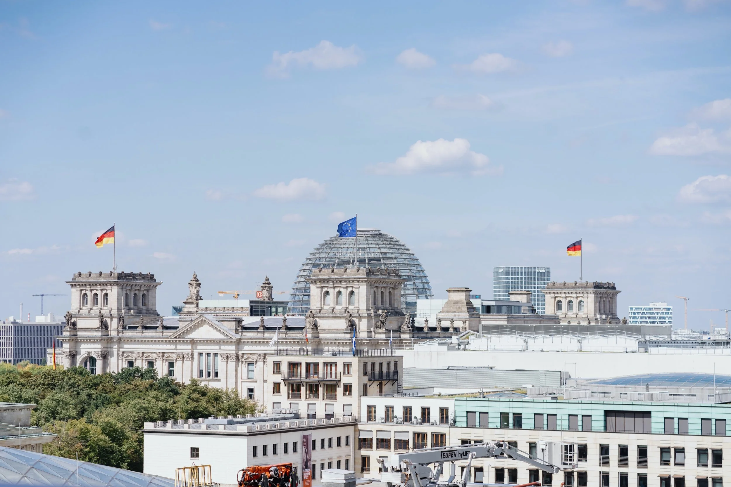 When lunch comes with a view overlooking the heart of Berlin. #ChinaClubBerlin