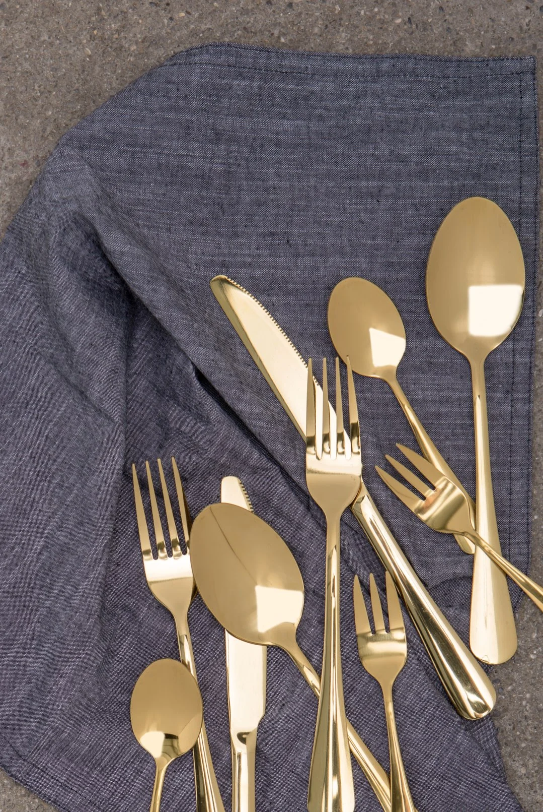 Goldenes-Besteck-Mieten.008.jpeg