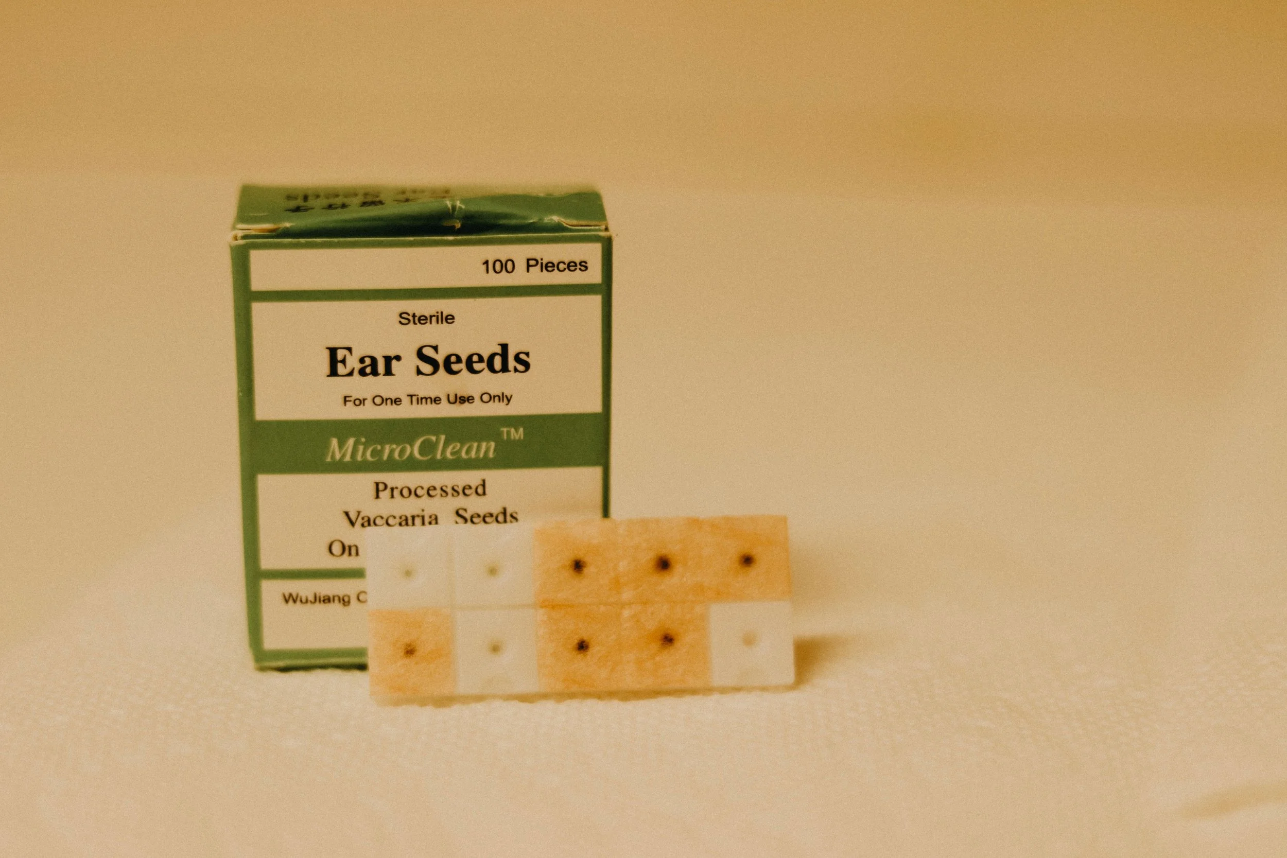auricular therapy ear seeds