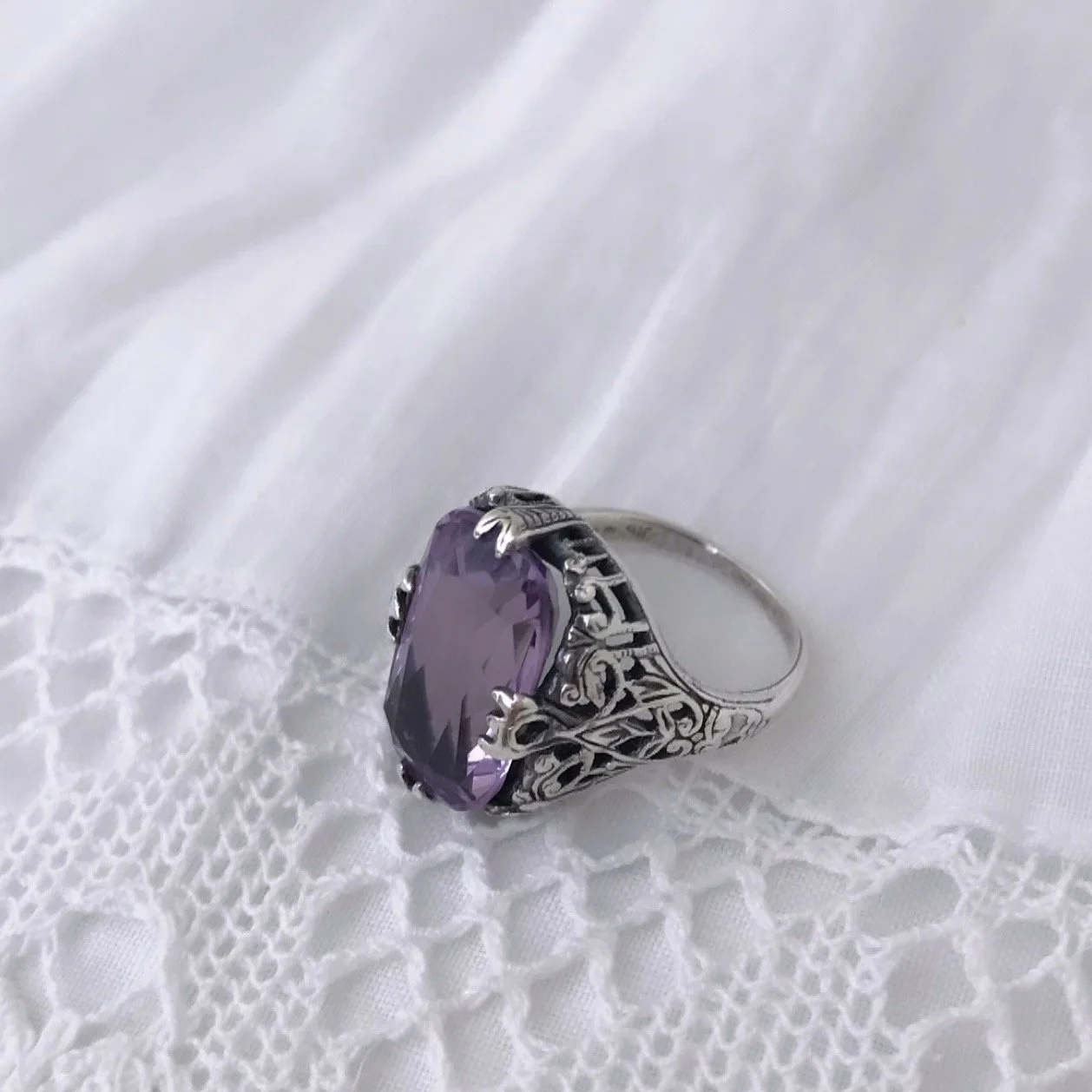 Antique Faceted AMETHYST Sterling Filigree Ring