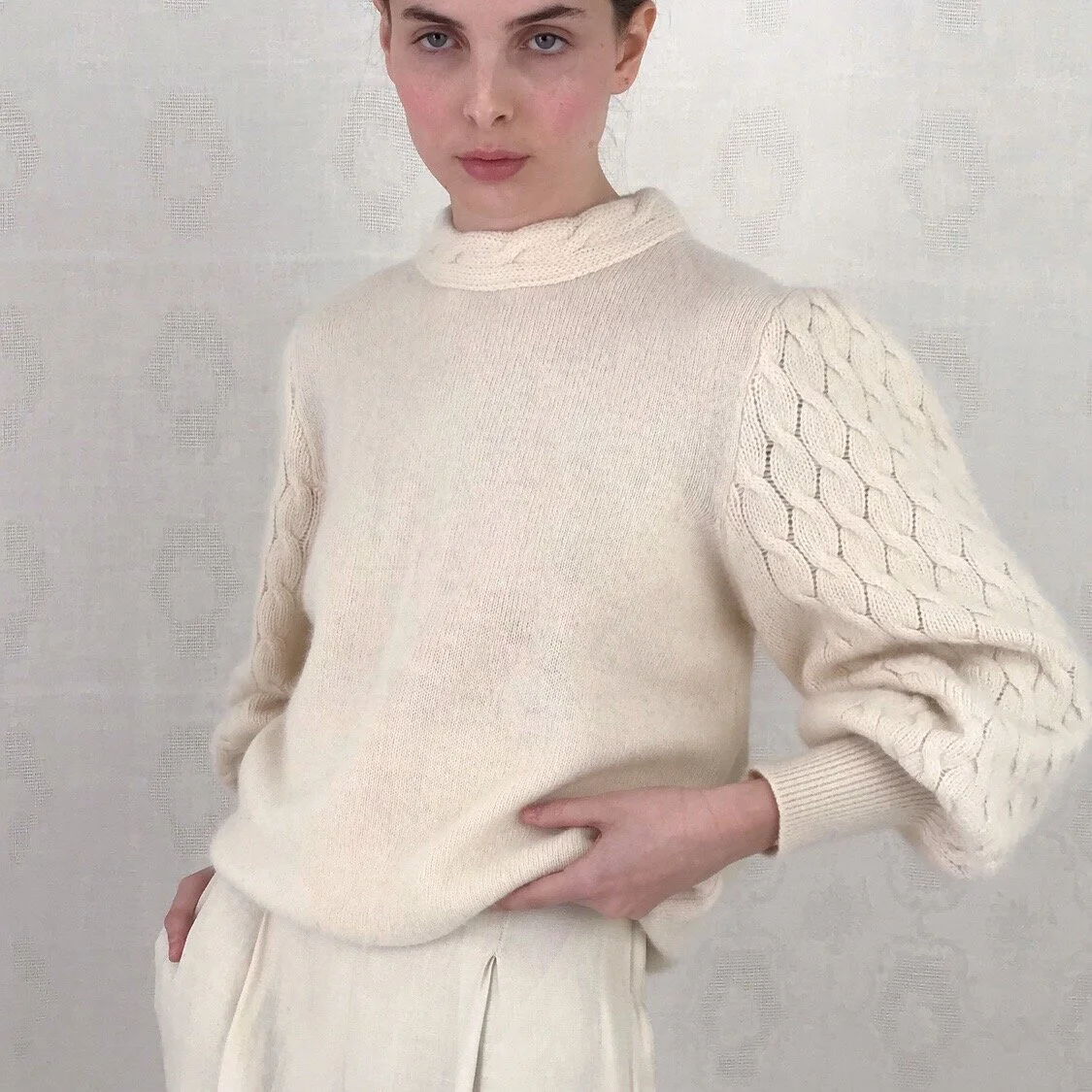 Cream Lambswool Angora Detailed Bishop 