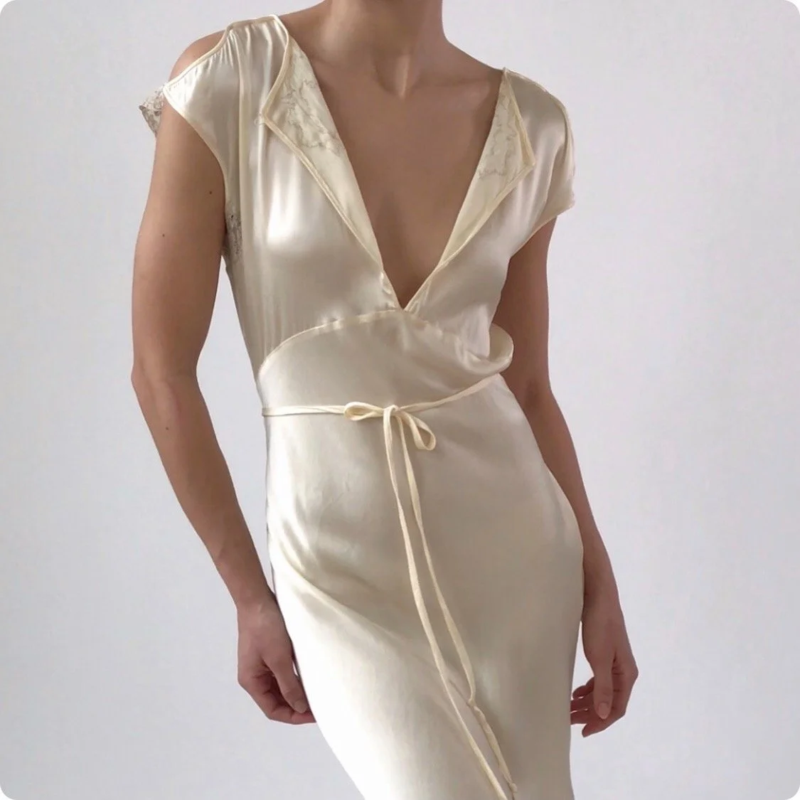 Vintage 1930's Lemon Mousse Silk Lace Lounge Dress