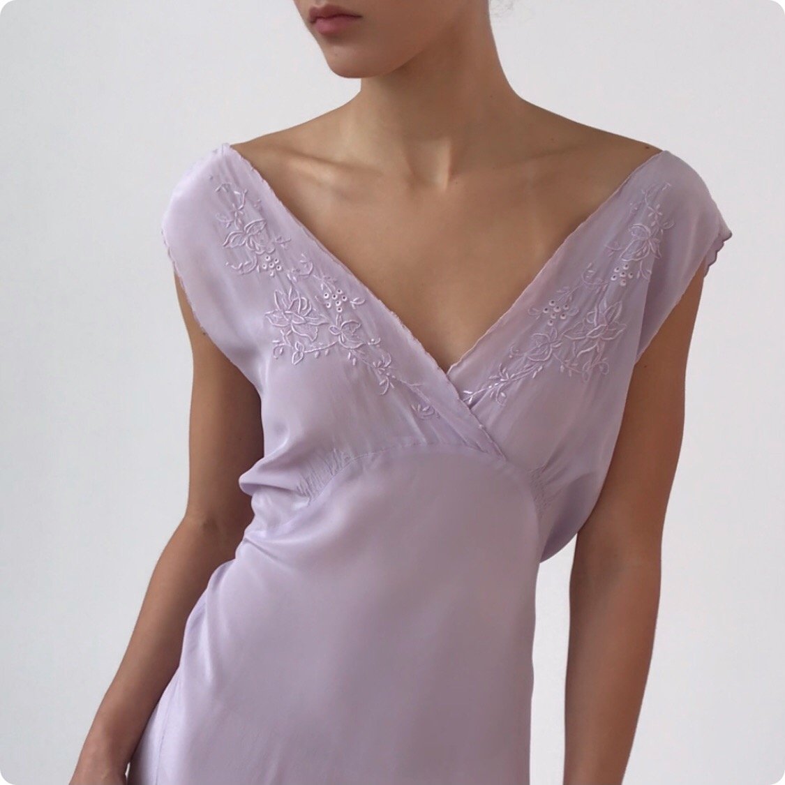 Vintage 1940's Lavender Silk Floral Embroidered Dress