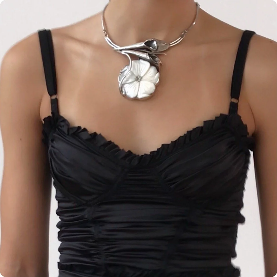 Vintage Sterling Silver Calla Lily Carved Mother of Pearl Pansy Pendant Necklace