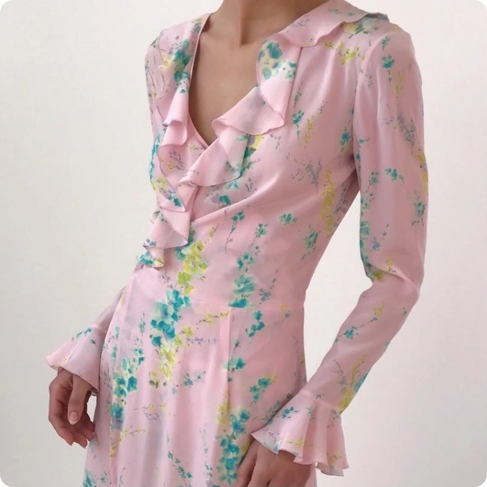 open lace back dress 2008 Emmanuel Ungaro Blush-Pink Silk Floral Applique Trained Gown main image 1