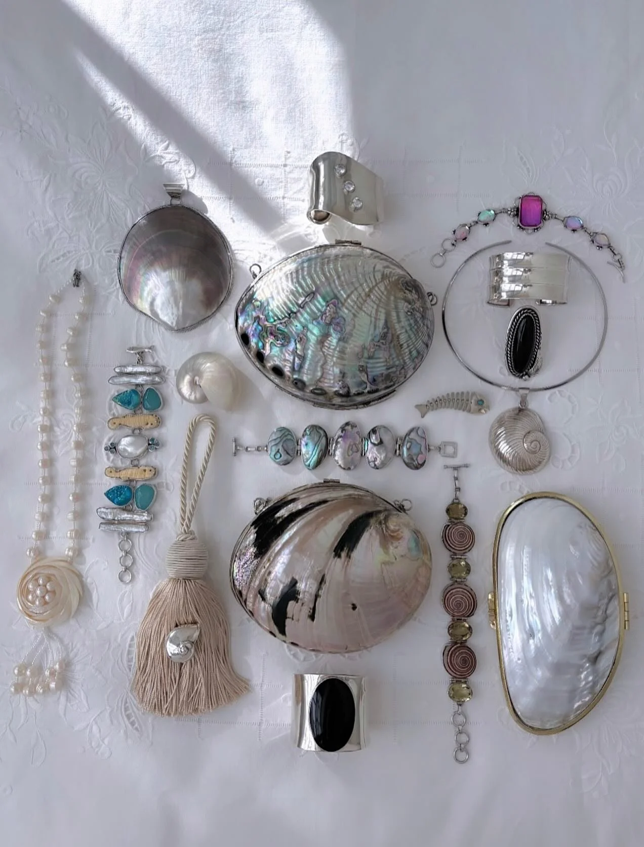 Enjoy, 20% Off Sitewide! Discount Code: HAPPY2026 🫧 (Remember to Click the MENU to See All Available Items!) Available, A Beautiful Curated Collection of Jewelry, Accessories &amp; More! 🫶🏻

#esmesdrawertoo#vintageforsale#vintagejewelry#vintageclo