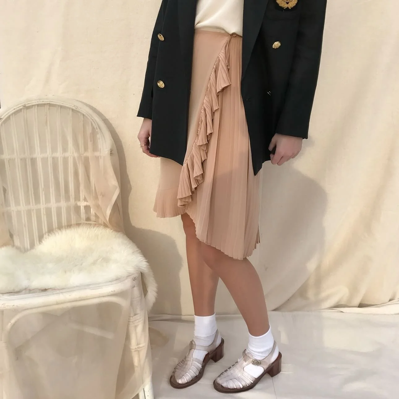 2016 -Baby Esme&rsquo;s 🐥

#esmesdrawertoo#laboroflove#2016#vintageclothes#theworldsteeming