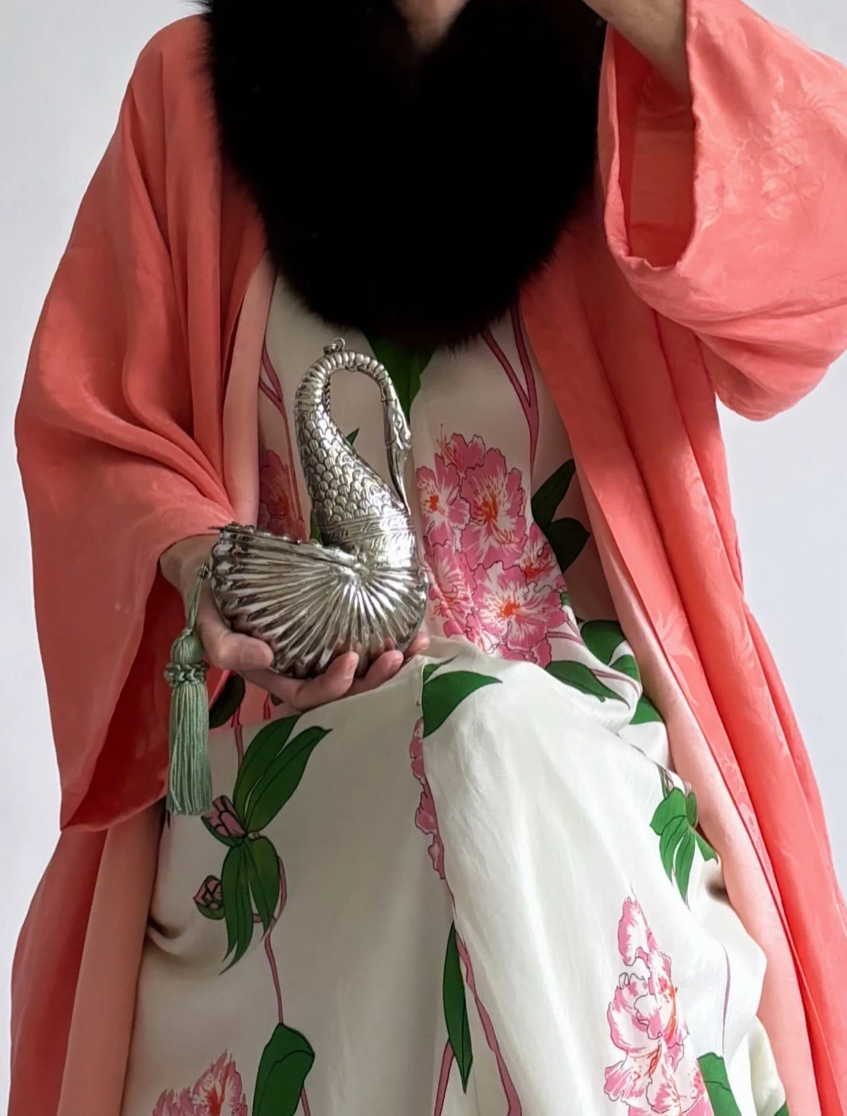 NEW ARRIVALS, Friday, Sept. 25th - 5pm EST! 🦢&hearts;️ Silk Chinoiserie Jackets and Beautiful Accessories!

#esmesdrawertoo #vintagestore #vintageclothes #vintageforsale #vintageaccessories