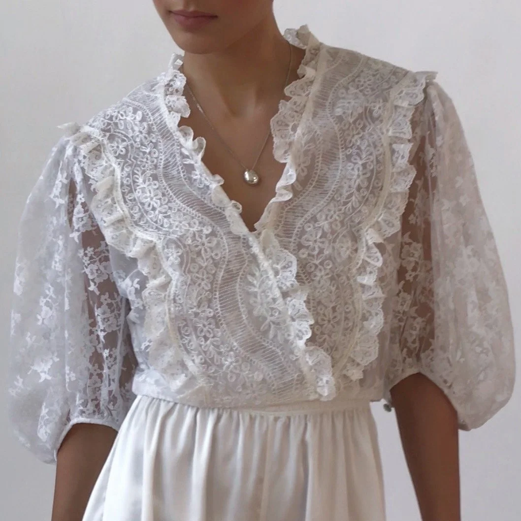 Vintage White Floral Lace Puff Sleeve Cropped Top