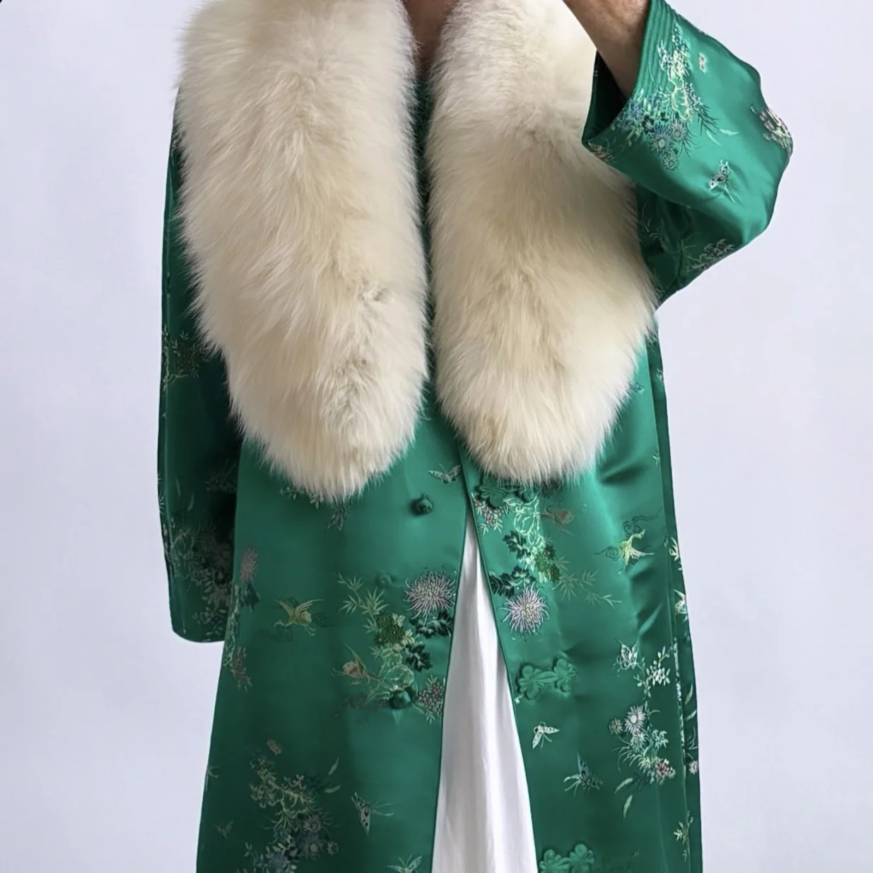 Vintage Emerald Floral SILK SATIN CHINOISERIE Jacket with Natural Fur Collar