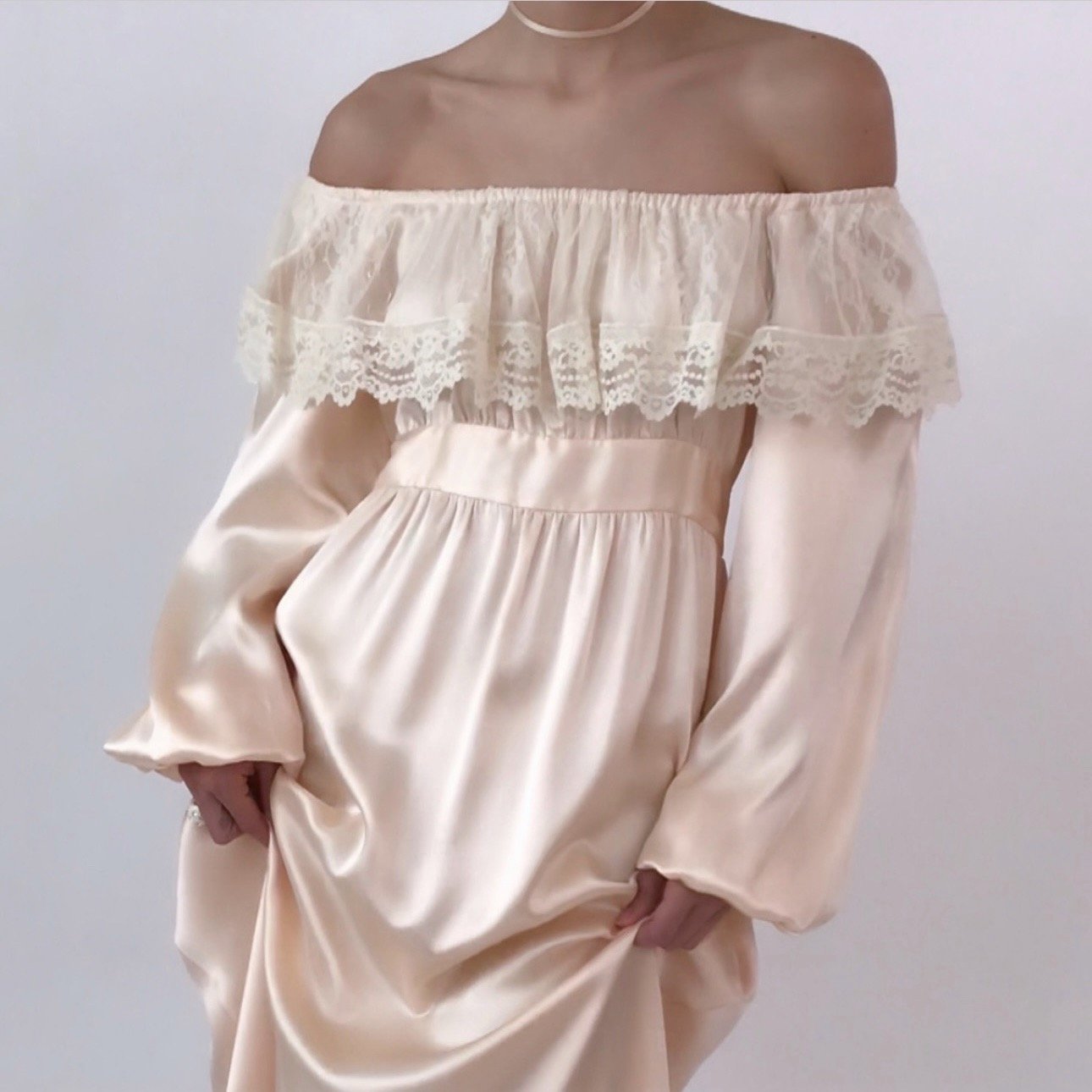 Vintage GUNNE SAX Peach Blush Liquid Satin Dress
