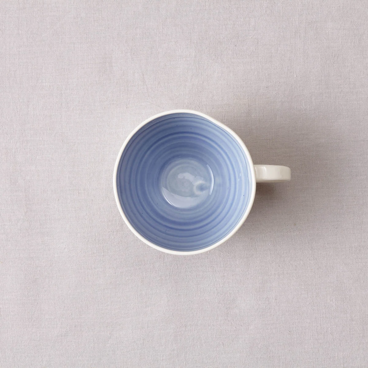 cup-large-overhead-blue-1926.jpg