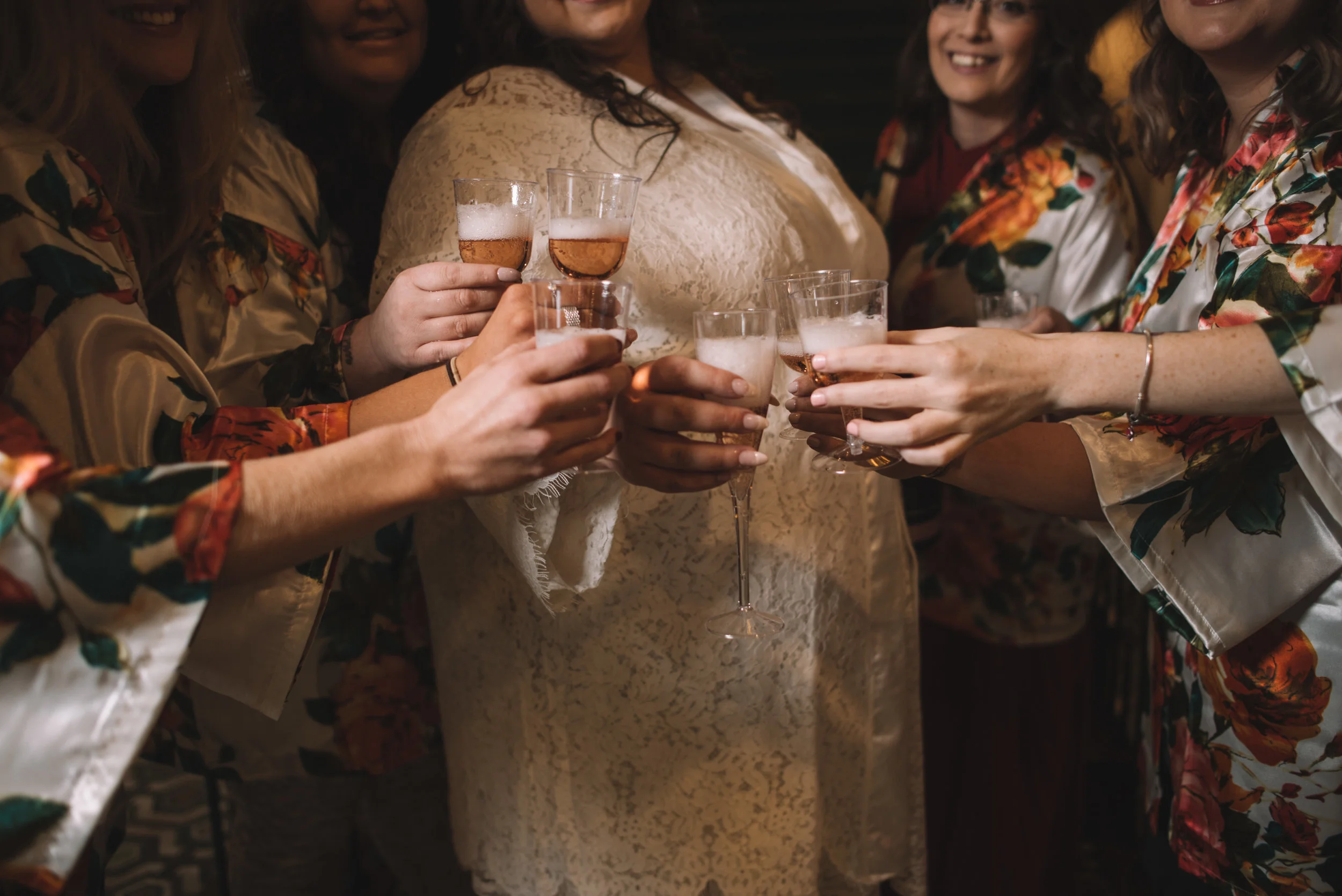 GrandCascadesWedding-M+T_029.jpg