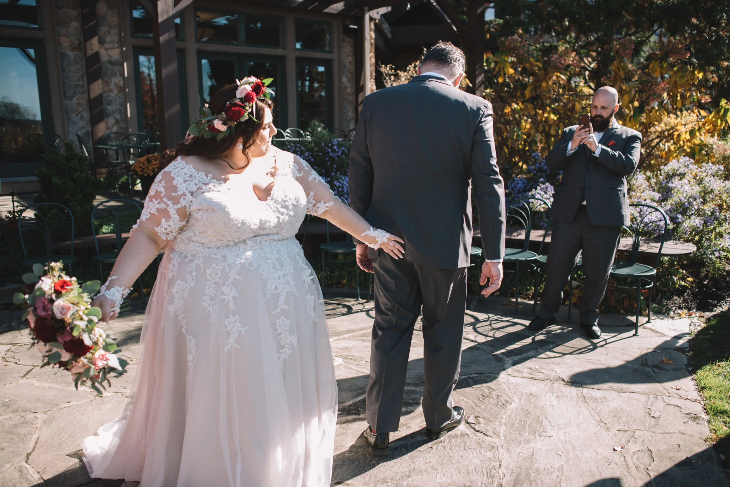 GrandCascadesWedding-M+T_059.jpg