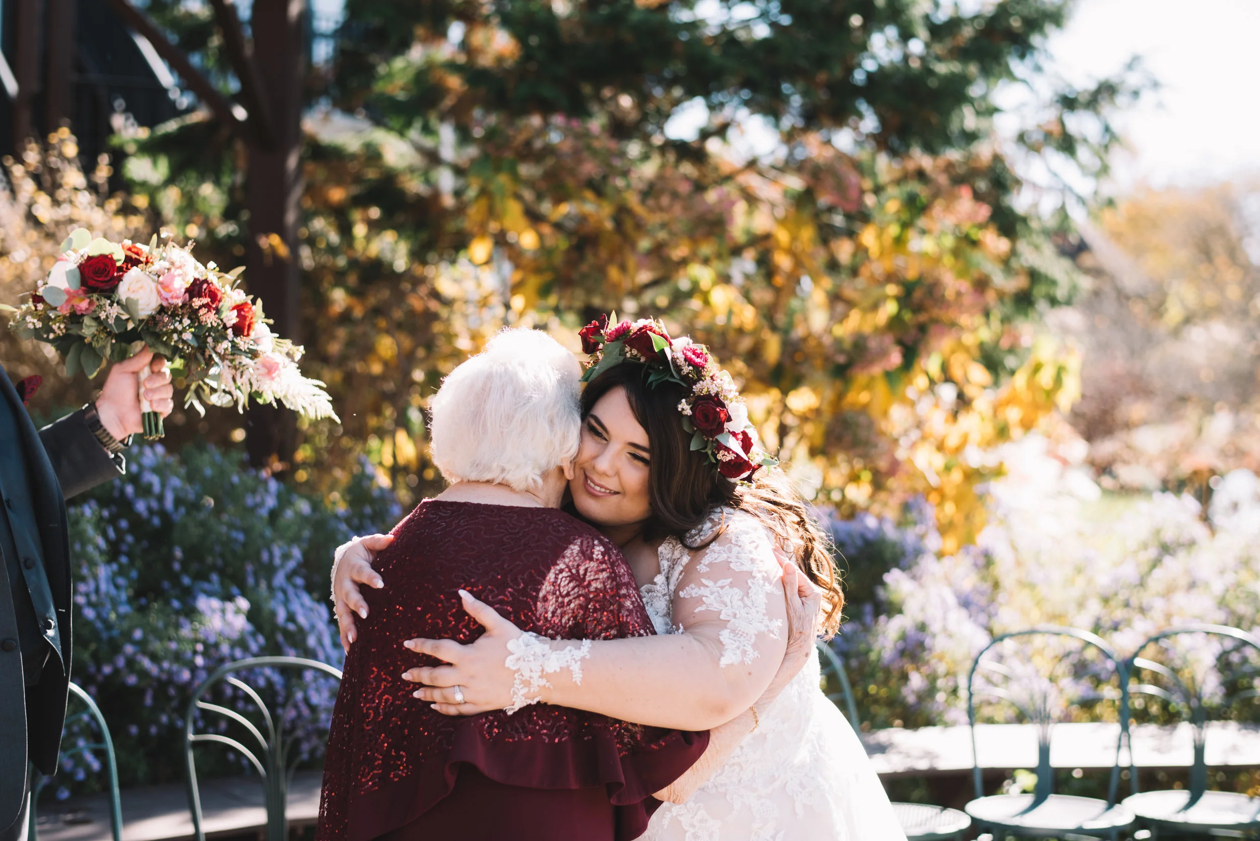 GrandCascadesWedding-M+T_076.jpg