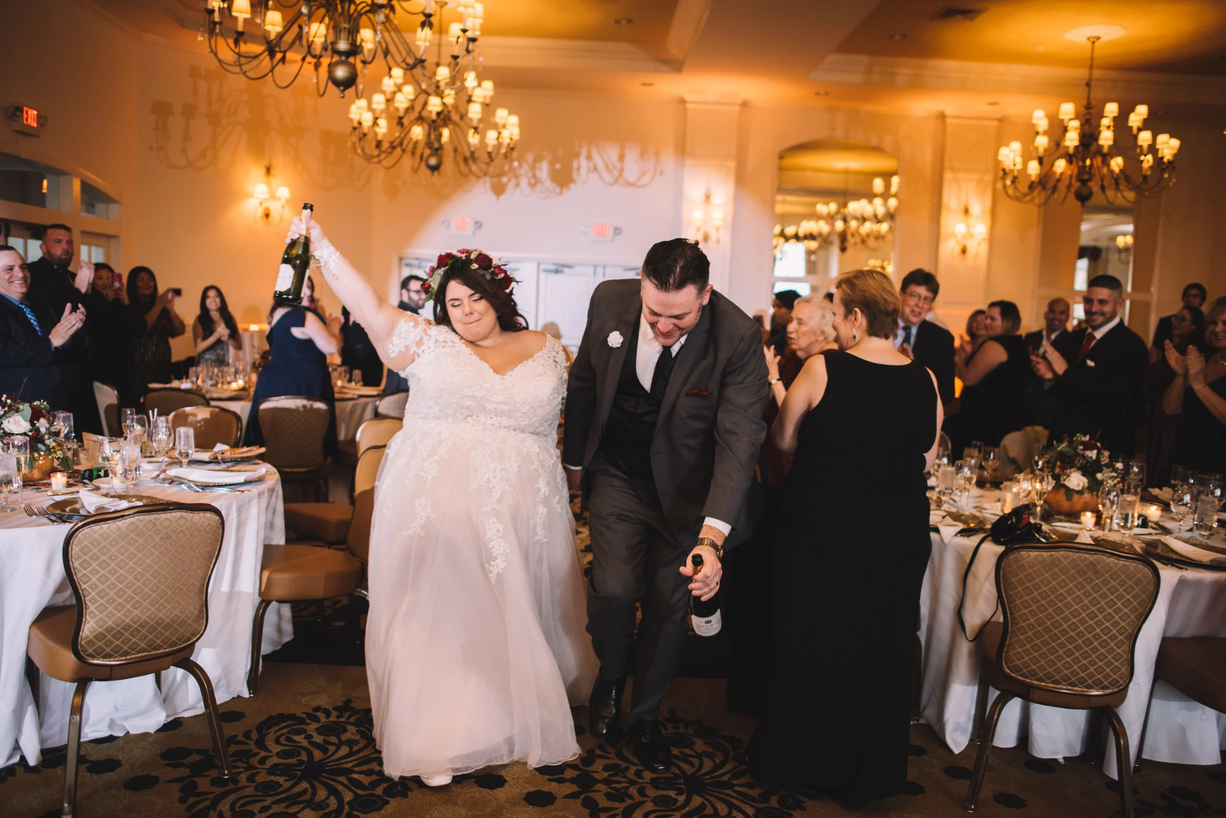 GrandCascadesWedding-M+T_124.jpg