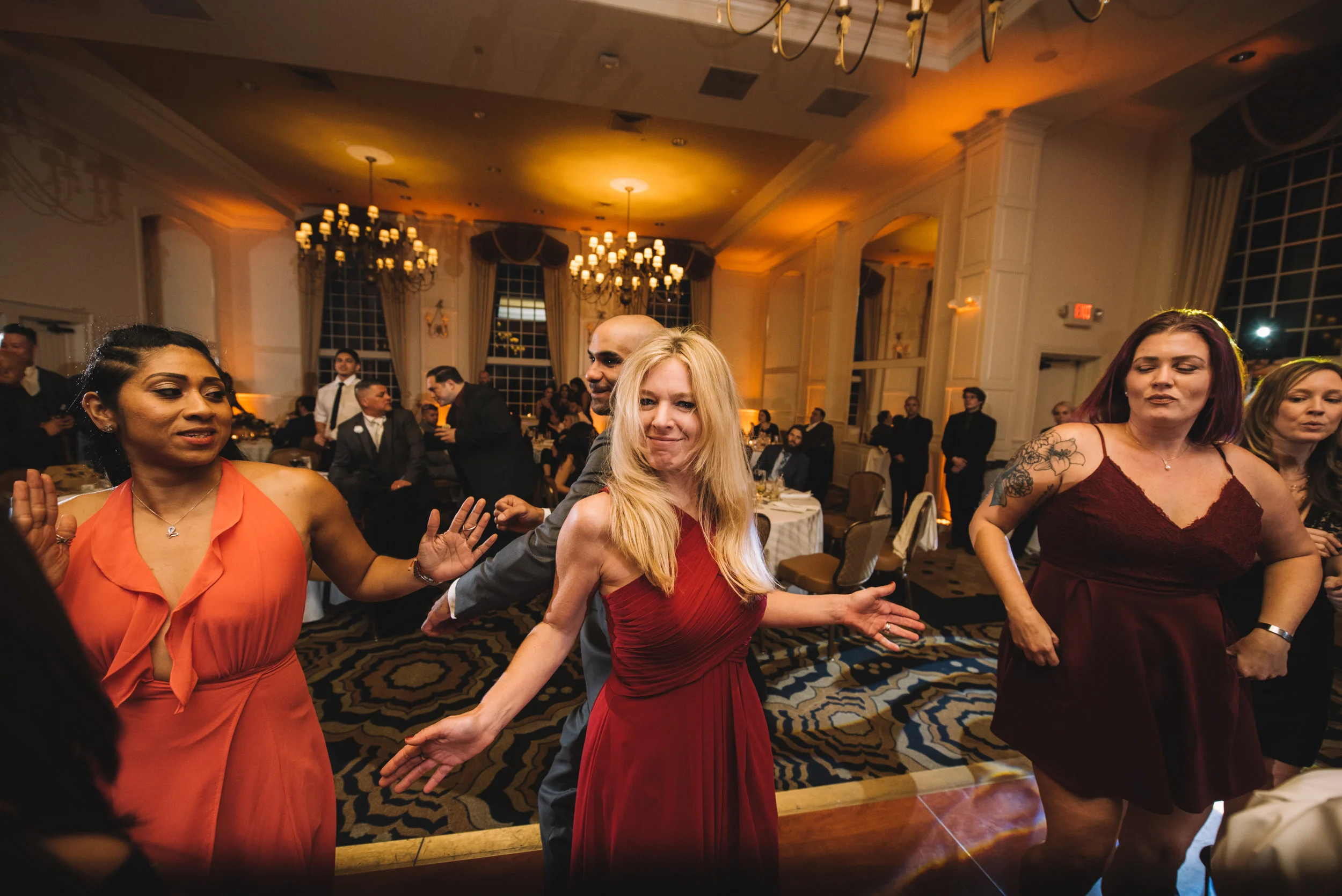 GrandCascadesWedding-M+T_152.jpg