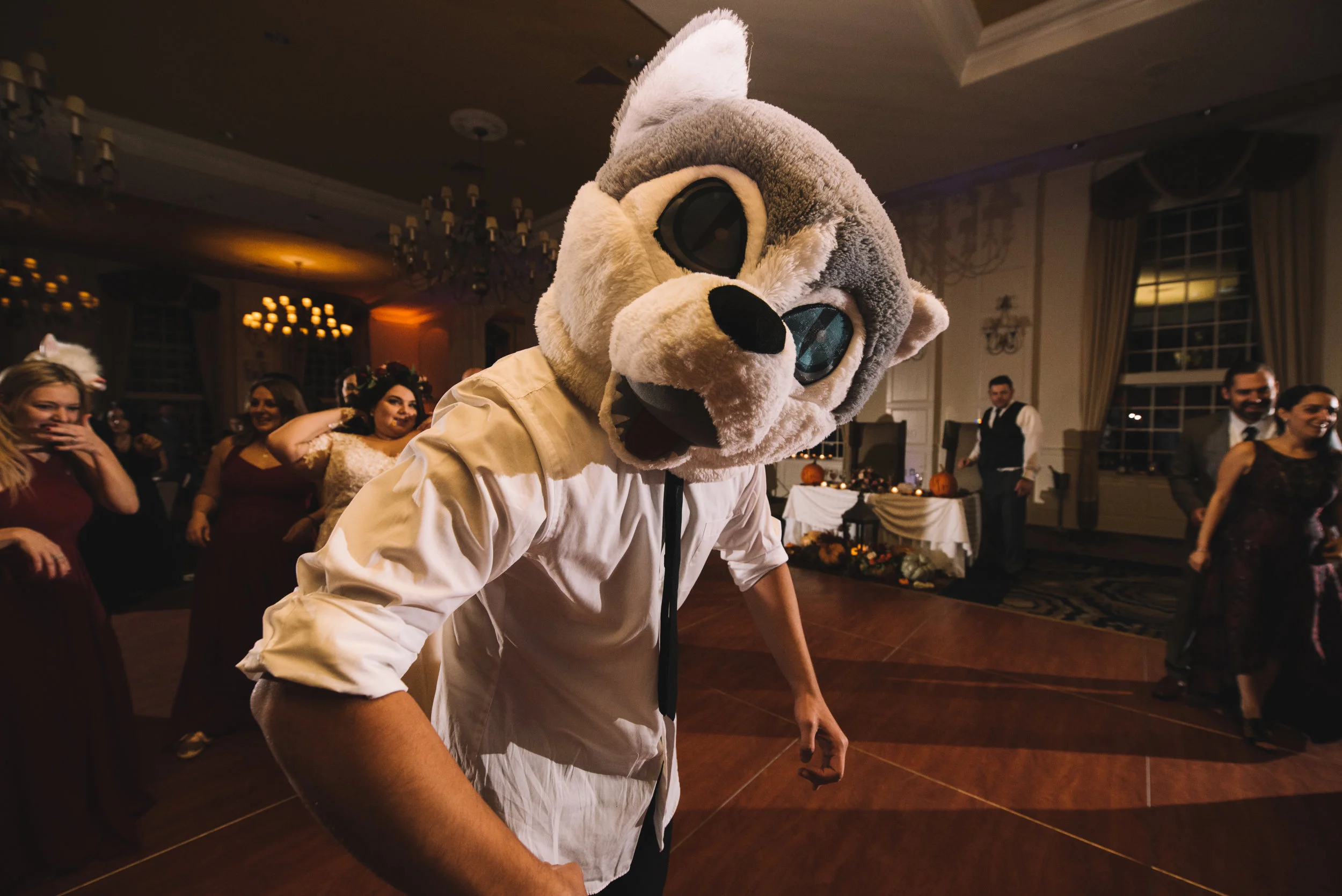 GrandCascadesWedding-M+T_156.jpg