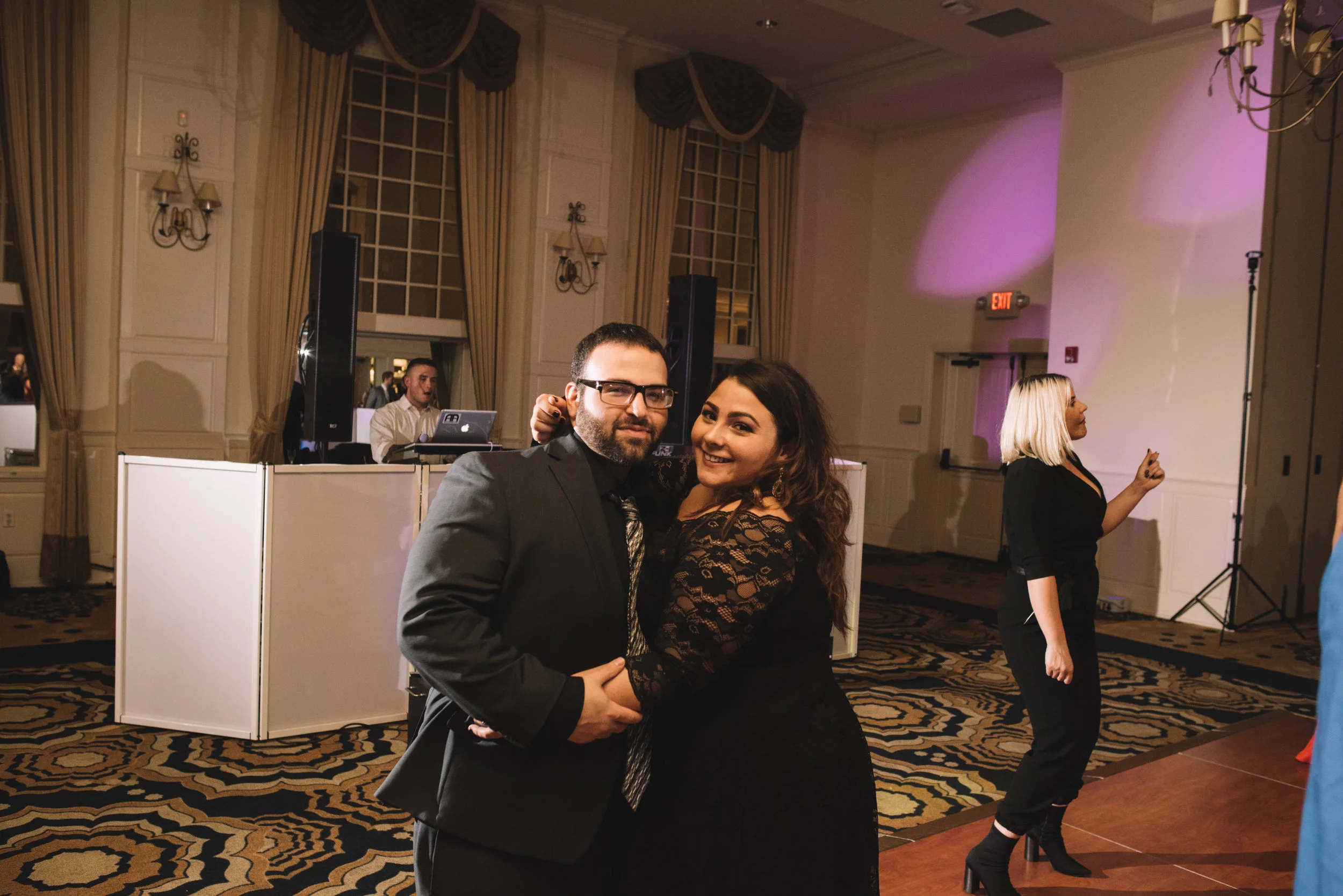 GrandCascadesWedding-M+T_161.jpg