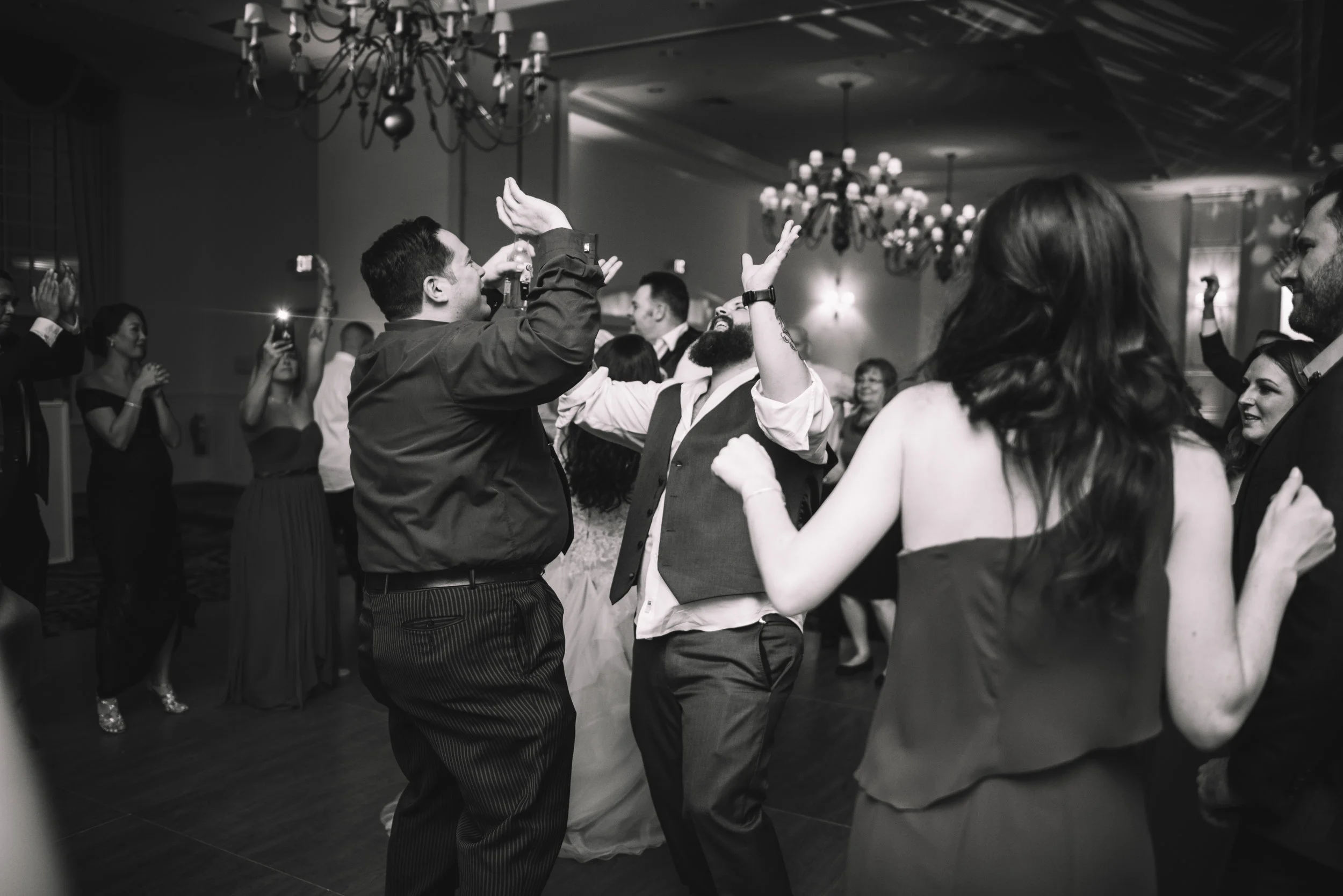 GrandCascadesWedding-M+T_168.jpg
